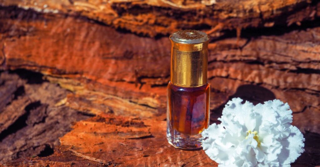 sadnalwood essentials oil